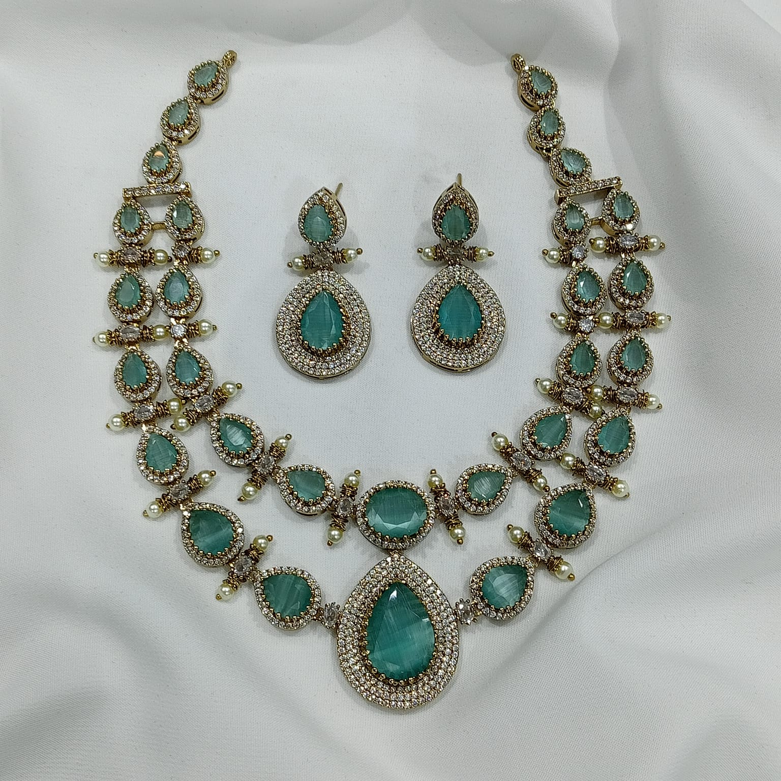 Victorian Jewellery close-up view