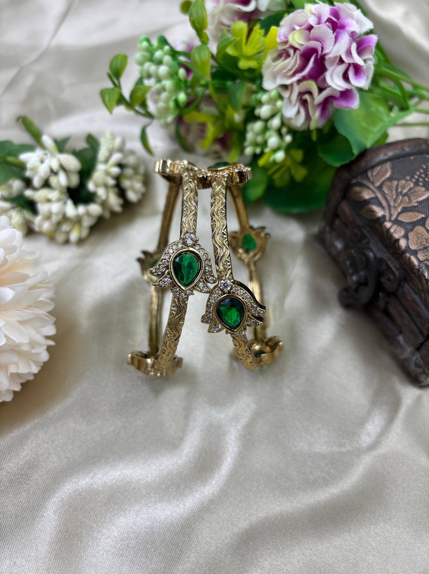 Rizvi Premium Victorian Bangles