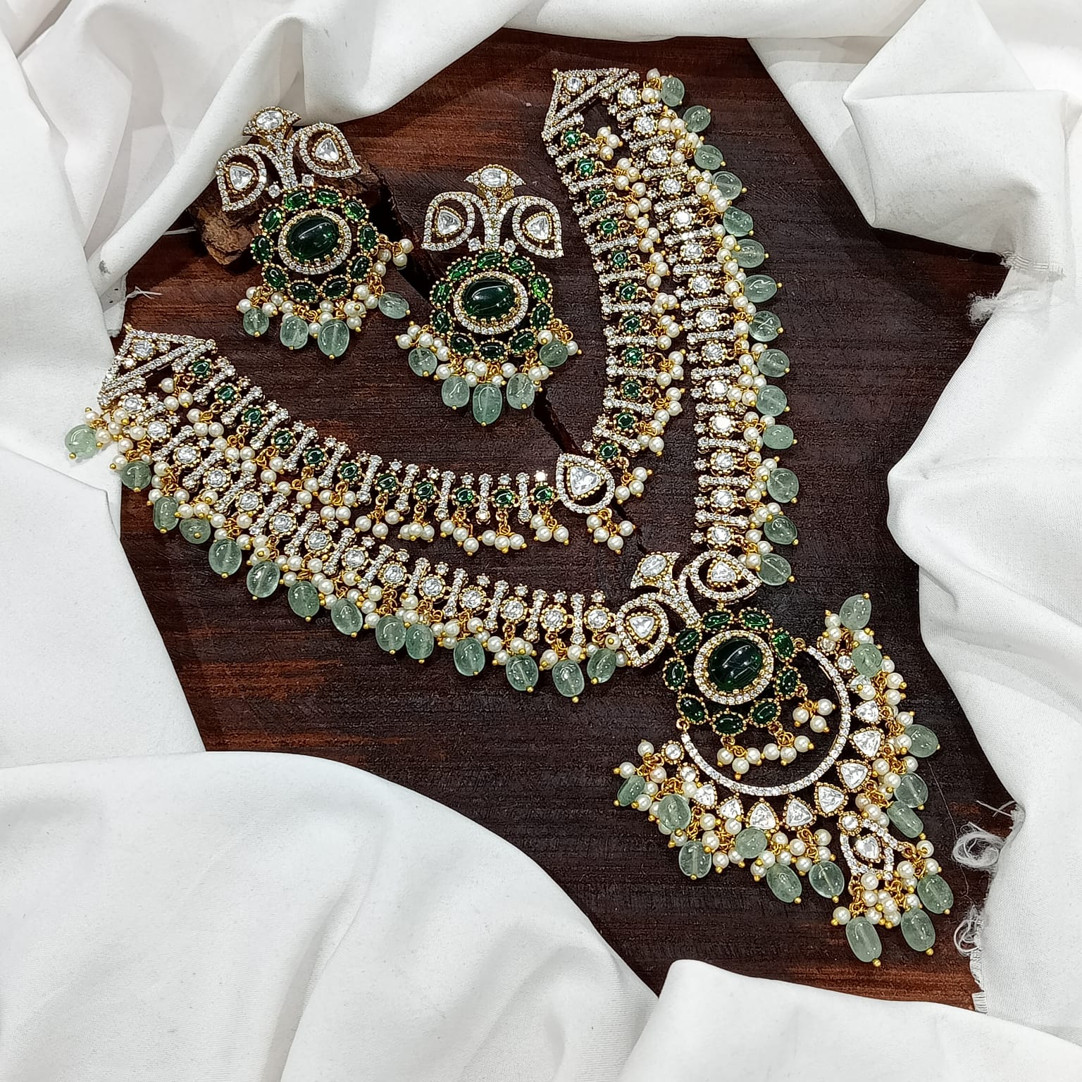 Niharika Victorian Long Necklace Set close-up view