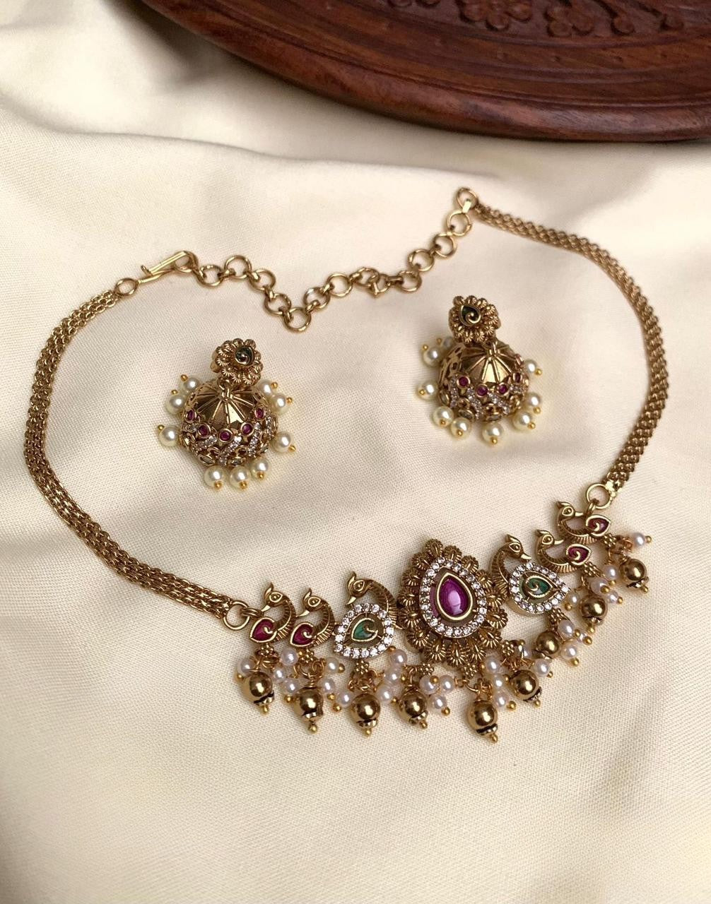 Tia Delicate Victorian Choker Necklace Set