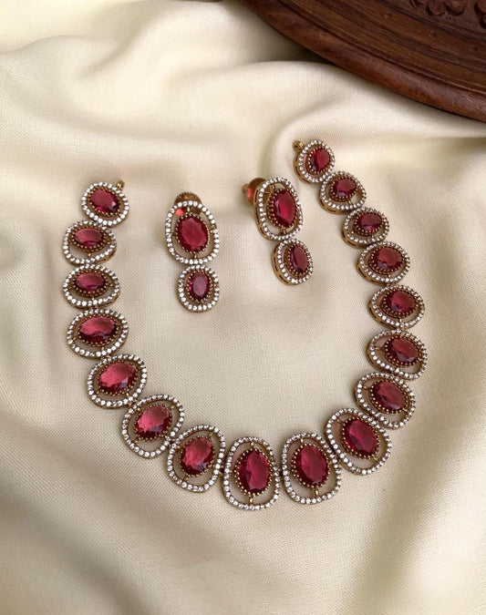 Roma Victorian Delicate Necklace Set