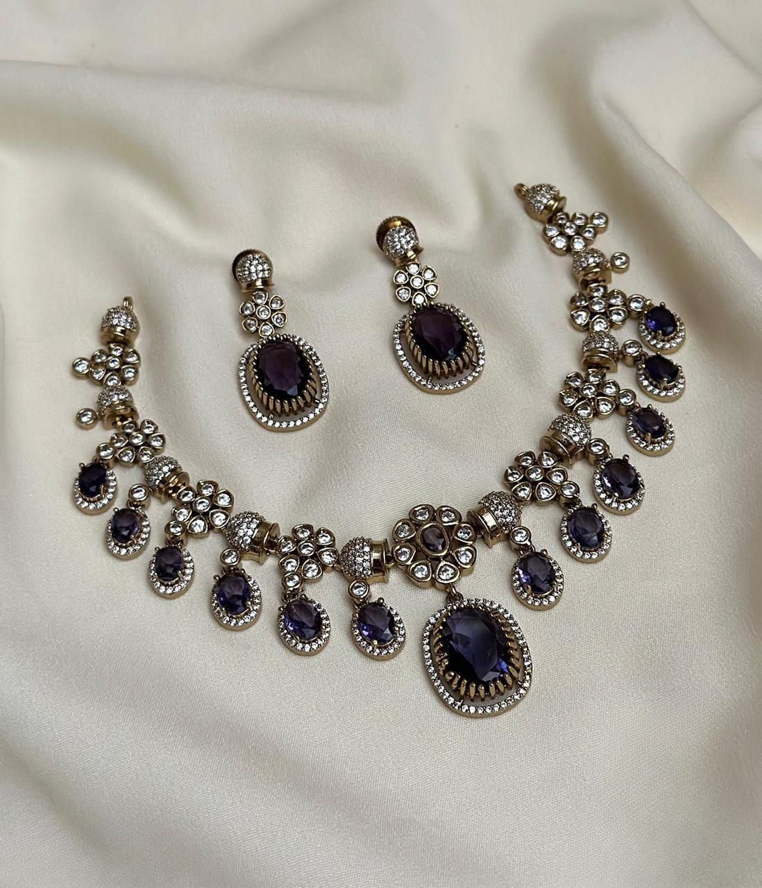 Zia Drop Victorian Necklace Set